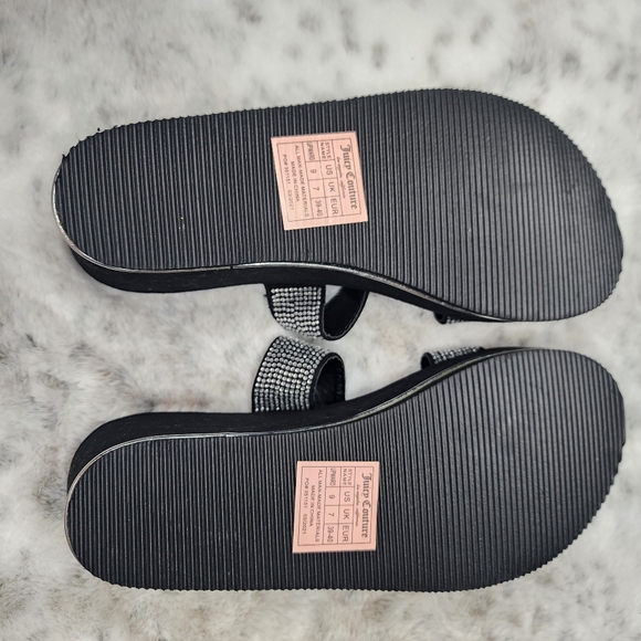 Juicy Couture Black Slide Wedge Sandals - Picture 3 of 3